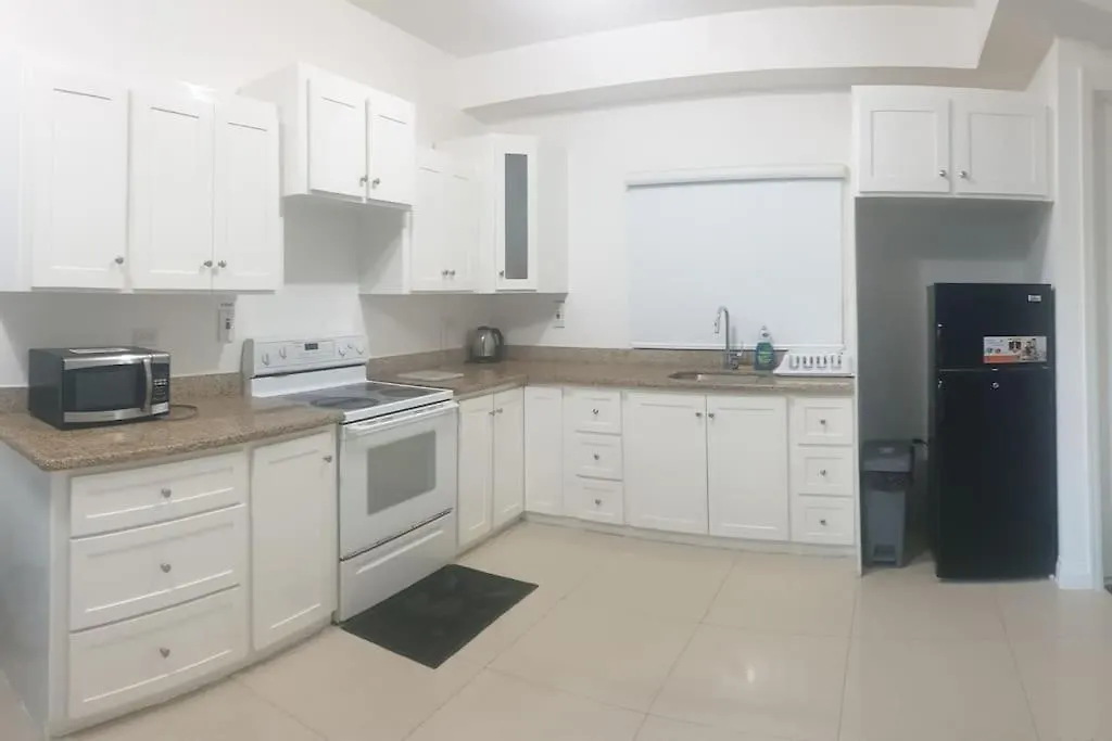 Harloe'S Place Apartment Kingston
